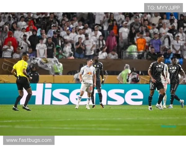 皇马世俱杯首战 1-1 遭沙特劲旅逼平 新帅首秀暴露防线隐患(3)